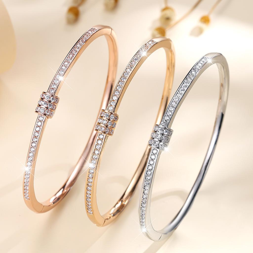 High-quality Zircon-encrusted Bracelet Korean Style Hand Jewelry Temperament Small Waist New Bracelet