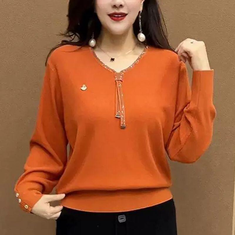 Spring and Autumn Women's V-Neck Knit Sweater Loose Rhinestone Knit Pullover Plus-Size Sweater