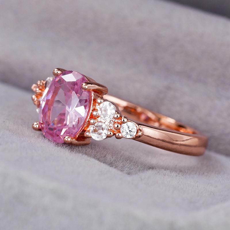 Anello da Donna Trendy Huitan Colore Oro Rosa Solitario Ovale Zircone Cubico Anello di Matrimonio Speciale per Donne Nuovi Arrivi
