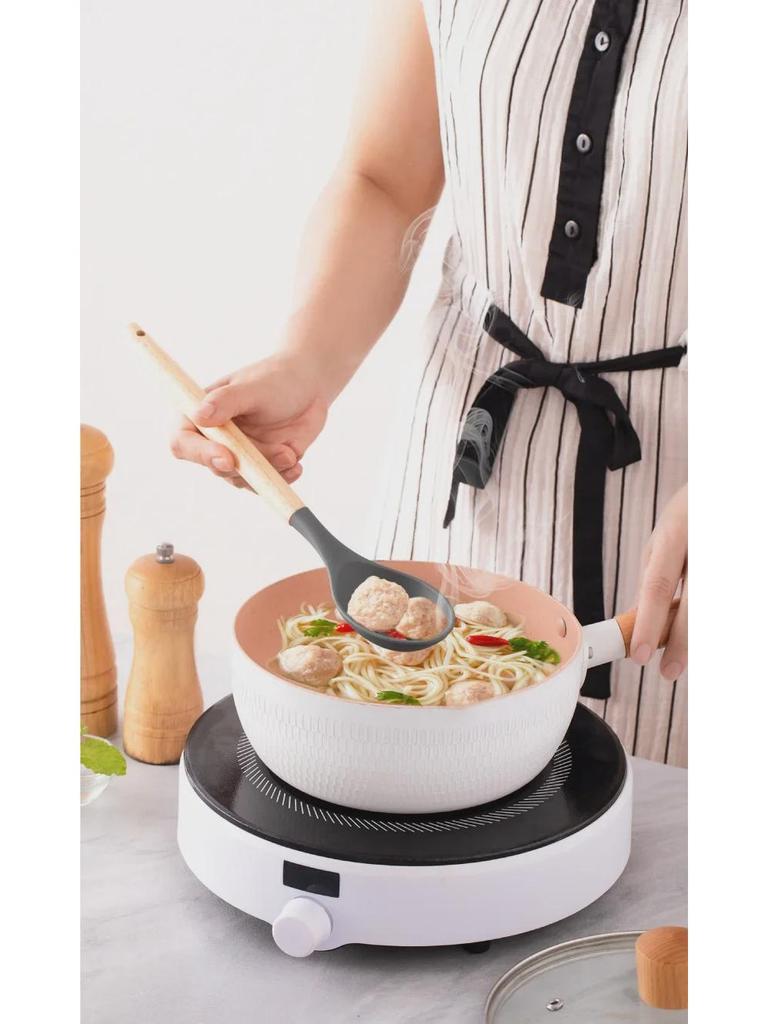 12dílná sada silikonového kuchyňského náčiní s dřevěnými rukojeťmi – nepřilnavé, vysokoteplotní špachtle a polévkové lžíce