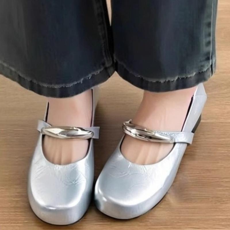 Fashion New Round Toe Metal Decoration Designer Brand Sandals Women Fashion Shallow Wedges Sandals Simple Comfort Non-slip Casual Shoes