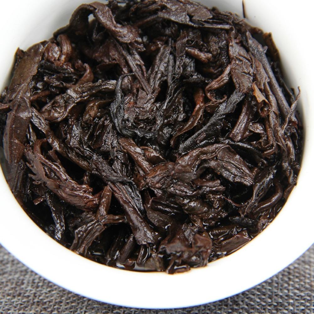 Xing Hai Ripe Pu-erh Tea Brick 1000g Menghai Natural Aged Yunnan Black Tea