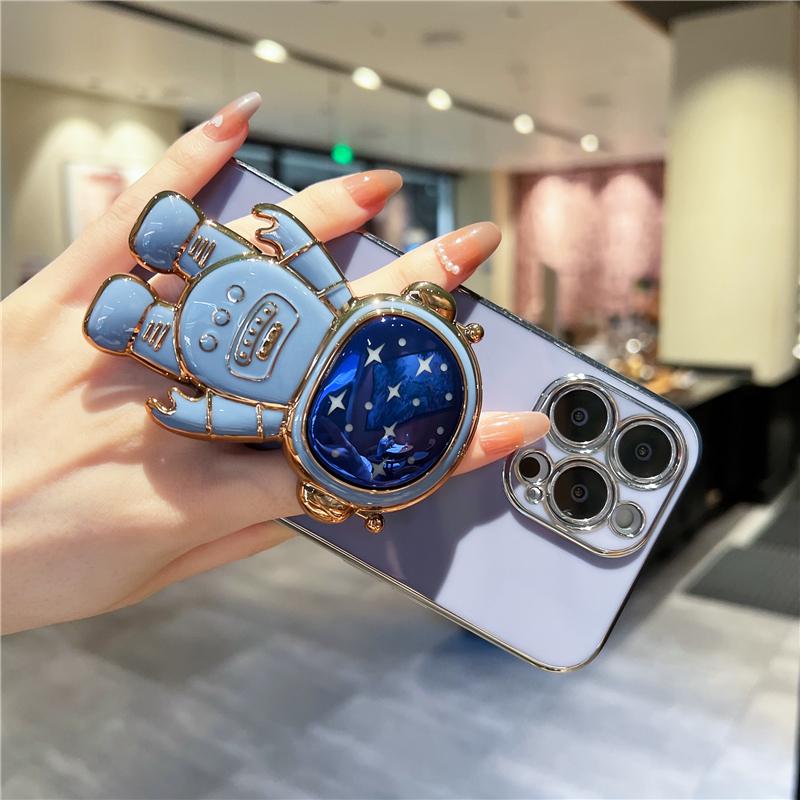Funda de teléfono con soporte de astronauta y estrellas de lujo para iPhone 11, 12, 13, 14, 15 Pro Max, X, XR, XS, parachoques suave chapado en SE 7, 8 Plus, funda con soporte