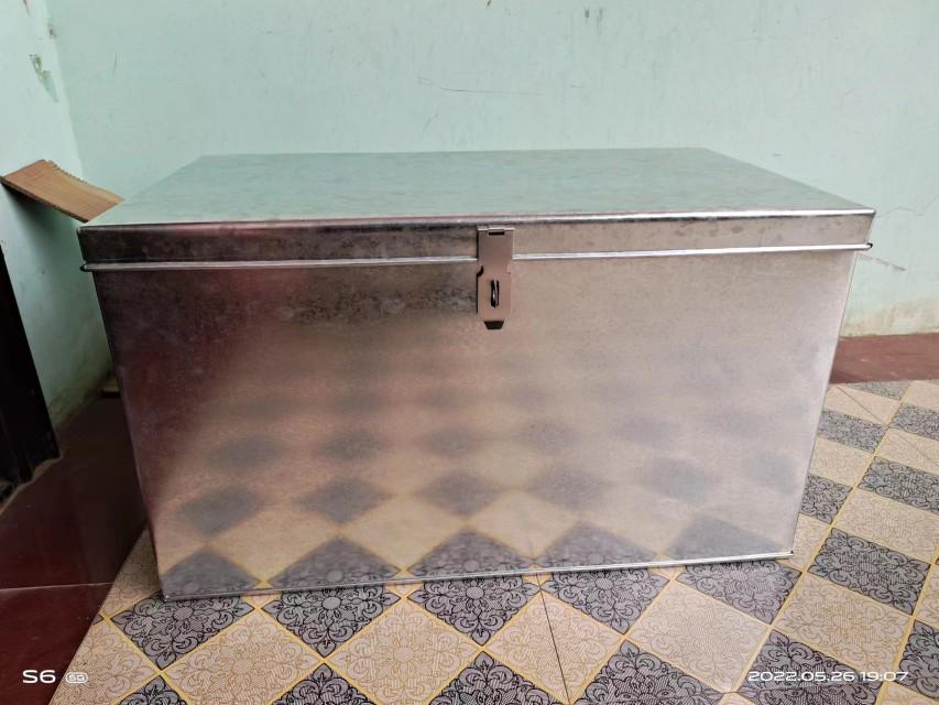 Galvanized White Iron Lockable Tool and Storage Box