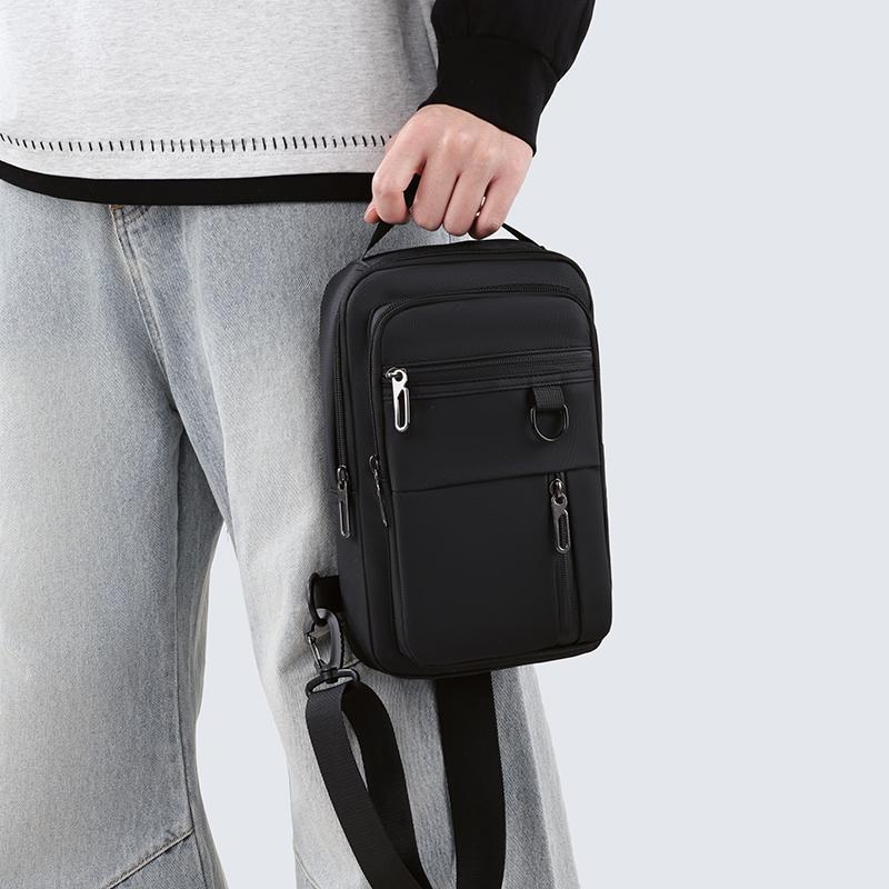Men's Chest Bag Nylon Bag Large Capacity Shoulder Crossbody Bag