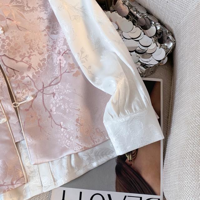 Frühlingskleidung kleiner Stehkragen Scheibenverschluss Jacquard Weste Strickjacke mit weiblichen Pflanzen und Blumen gestapelt Tide