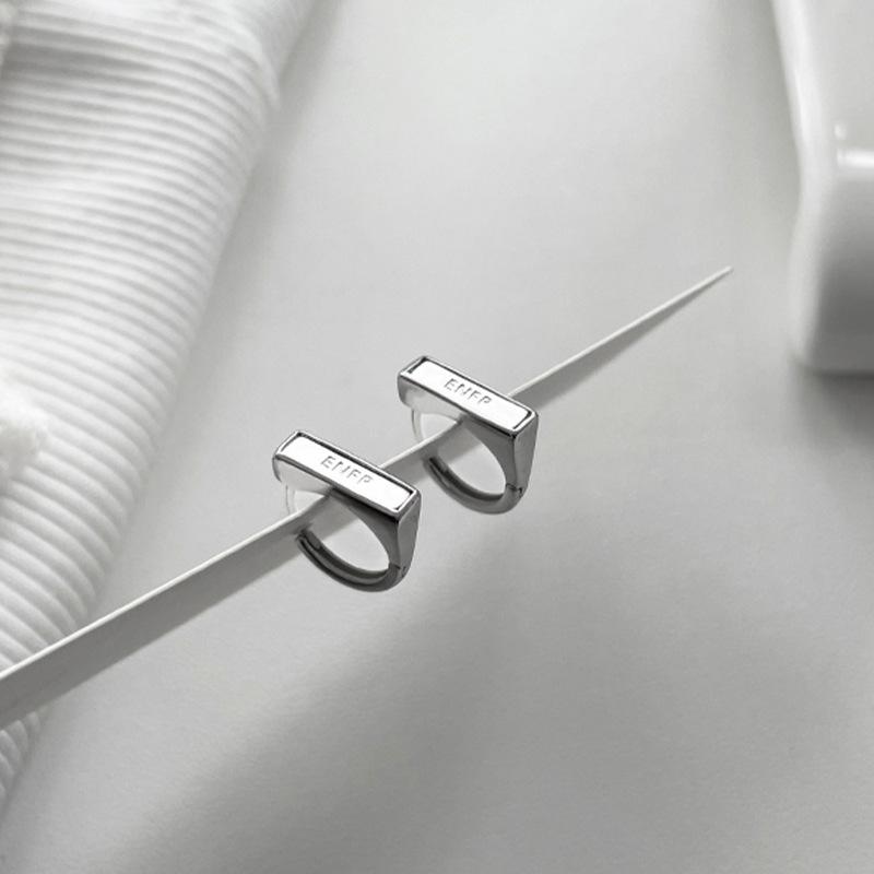 

Light Luxury English Letter Earrings Summer Cold Wind Geometric Fashion Personality Affordable Dainty Durable Alloy Women s Daily Wear