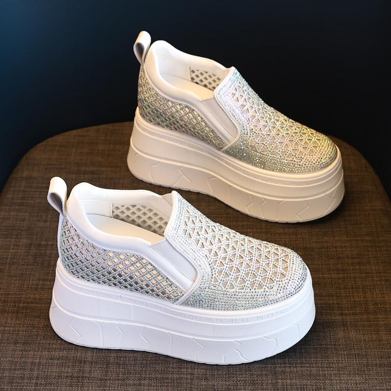 HC5861-1 Маленькие универсальные лоферы на толстой подошве с внутренней платформой увеличивающей рост женские весенние новые повседневные кеды с горным хрусталем 34 белый 6955₽