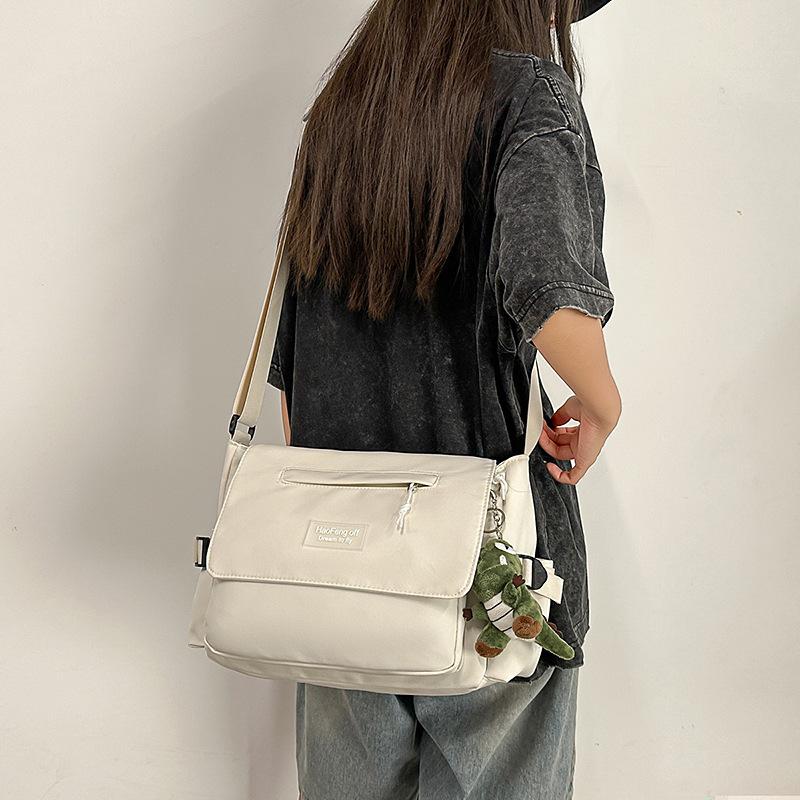 Wind Tooling Large-capacity Messenger Bag Men's and Female Students' Class Bag Can Put Books, Casual Shoulder Bag
