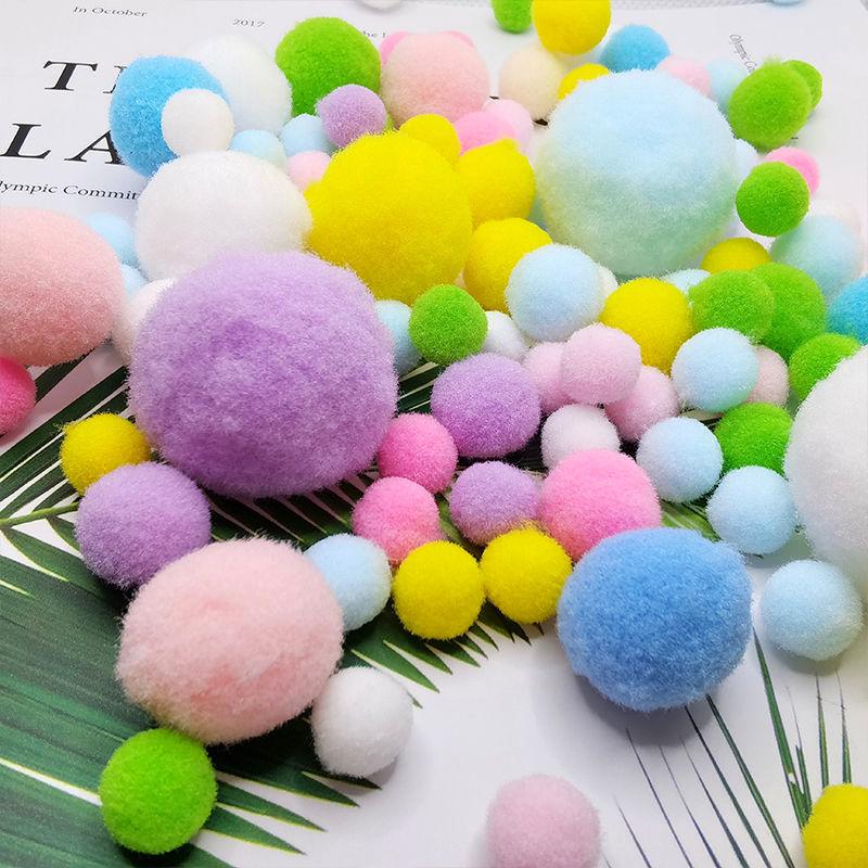 Mehrfarbige Hochelastische Pompons: Gemischte Größen für kreative DIY- und handgefertigte Dekorationen