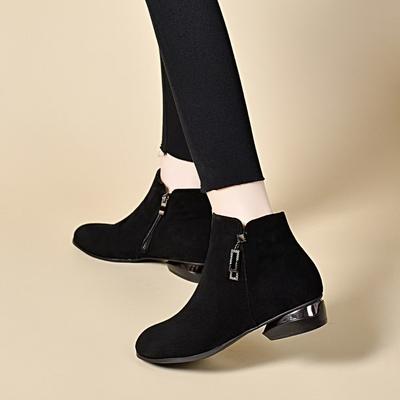 Rundkopf kurze Stiefel Herbst und Winter neu schlichtes Temperament schwarz niedriger Absatz Damen Baumwollstiefel Strass Metall Schnalle Mode Stiefel