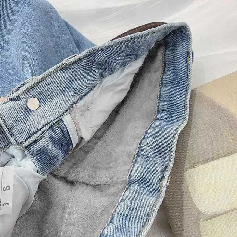 Women's 2021 High-Waist Straight Jeans: Velvet-Thickened, Slim-Fit, Nine-Point Harem Pants for Autumn/Winter