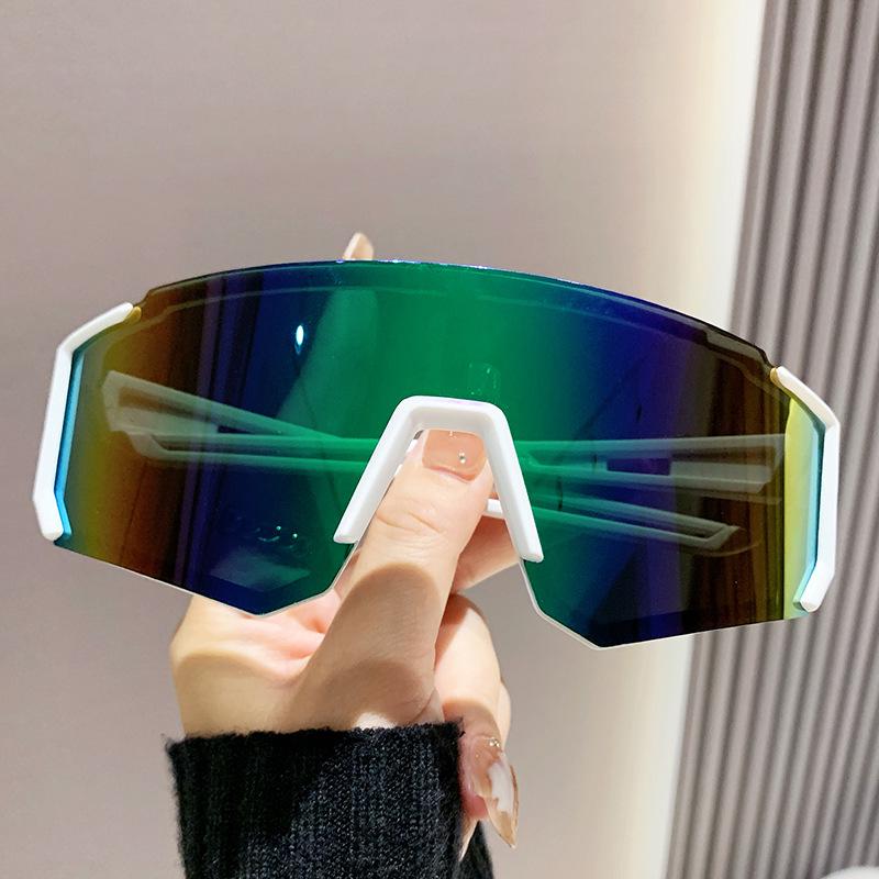 Fashionable Multi-Sport UV Protection Sunglasses for Cycling, Skiing, and Driving