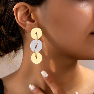 A Pair of Women's Fashionable Dangle Earrings, High-Quality Glossy Geometric Round Mixed-Color Electroplated Earrings, Suitable for Daily Wea
