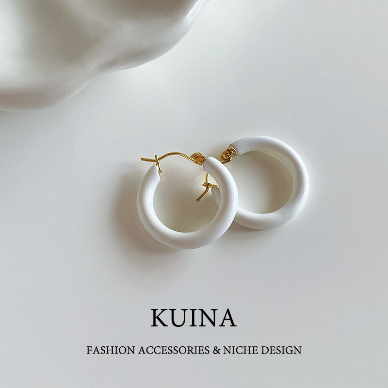 

Эмалевый простой браслет серьги 2025 Новое поступление Самые продаваемые Причудливые элегантные серьги-клипсы Уникальный нишевый стиль для женщин Серьги Image color