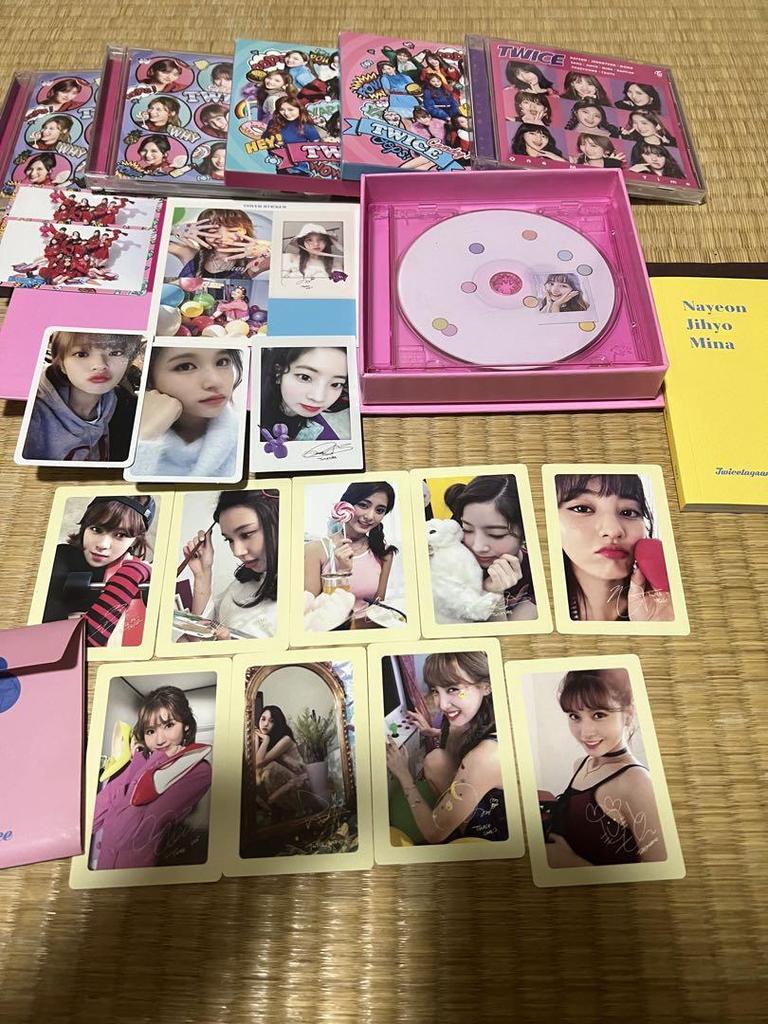 [USED] TWICE goods
