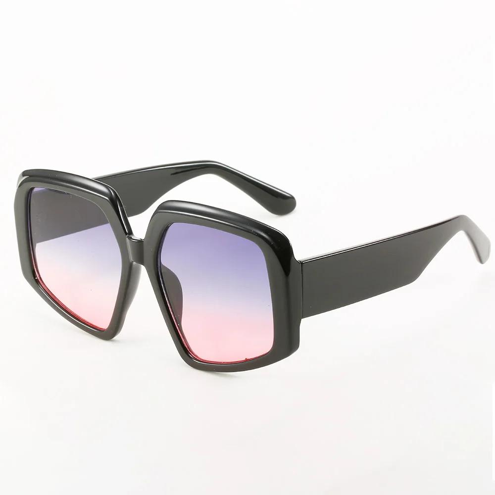 

Latest Stylish Female Designer Luxury Sun Eyewear Sexy Square Frame Cat Eye Sunglasses Female Retro UV Protection 400 Eyewear