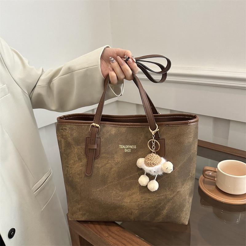 Street Style Tote Bag With Special Material Large Capacity For Daily Use