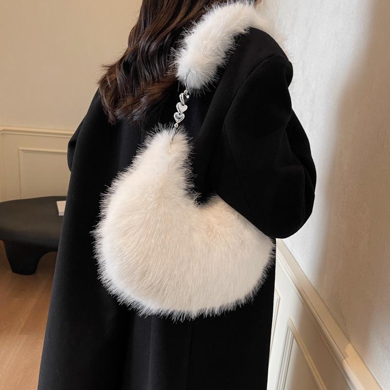 2024 New Niche Design Plush Bag Women's Autumn and Winter Versatile Chain Messenger Bag Hand-held Plush Underarm Bag