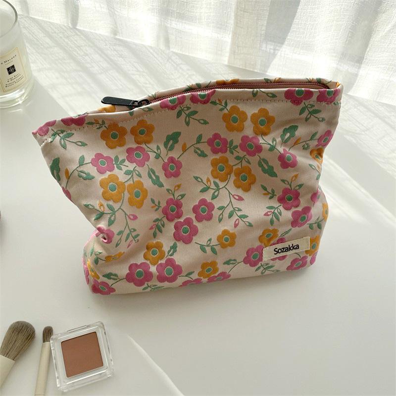 Embroidery Florals Storage Organizer Cosmetics Makeup Bag Toiletry Large Capacity Beauty Case Travel Portable Wash