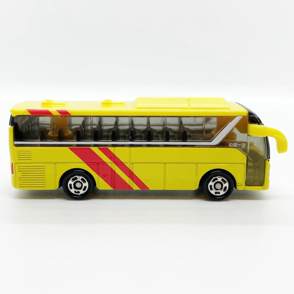 Tomica China Limited CN-15 China FAW Jiefang Ke Che (Yellow) FAW JIEFANG KE CHE (YELLOW) Overseas Limited Tomica [Used]