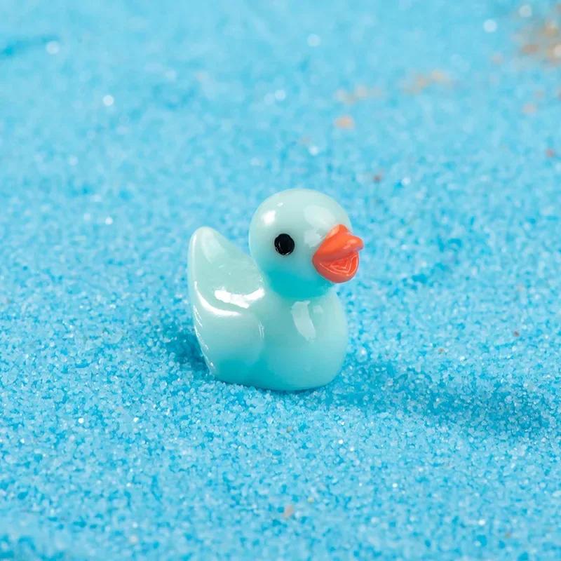 5-20pcs Luminous Micro Landscape Duck Ornaments Handcrafts Small Cute Mini Resin Yellow Duck DIY Resin Dollhouse Decoration