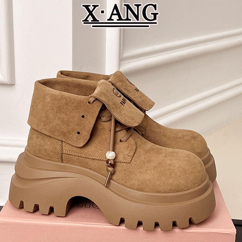 Leather Martin boots women's thick-soled heightening small men wear two short boots autumn new locomotive tooling boots