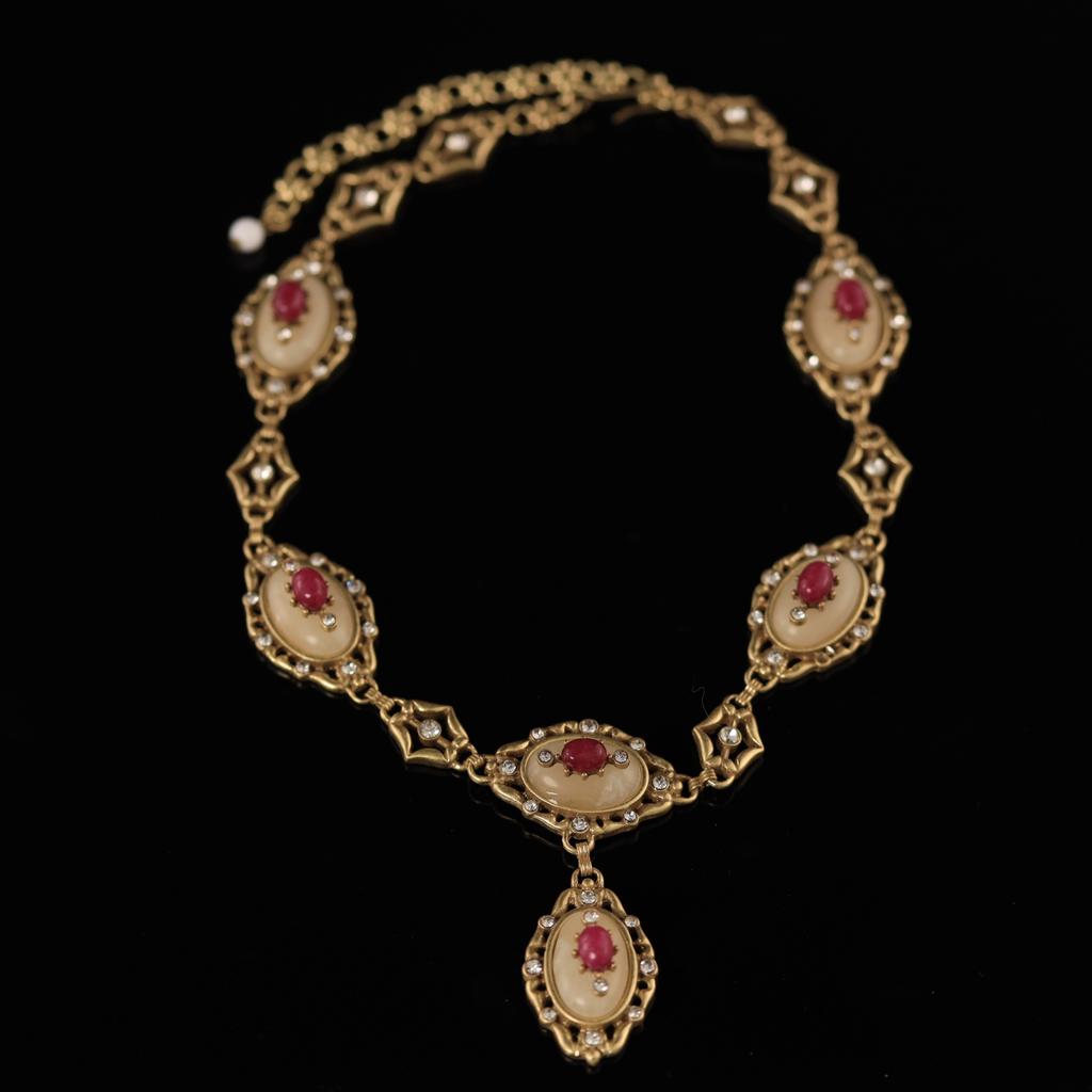 Medieval 25 Winter French Retro Suit Collection Temperament Premium Copper Alloy Stud Earrings Necklace