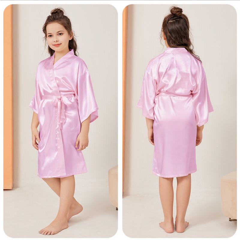 Kinder-Nachthemd und Bademantel aus Satin-Seide – lang, glänzend, Sommer-Cardigan (Mittelgroß und groß)