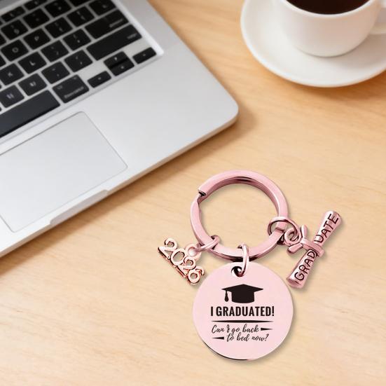 Brelok na ukończenie szkoły Klasa 2026 Absolwenci Szkoły Średniej i Uczelni Znaczący Brelok na Ukończenie Szkoły dla Niej Jego Dekoracja na Ukończenie Szkoły