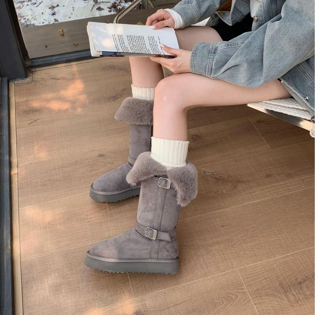 New autumn and winter tall belt buckle, thin thick-soled warm snow women's boots, but two women's boots