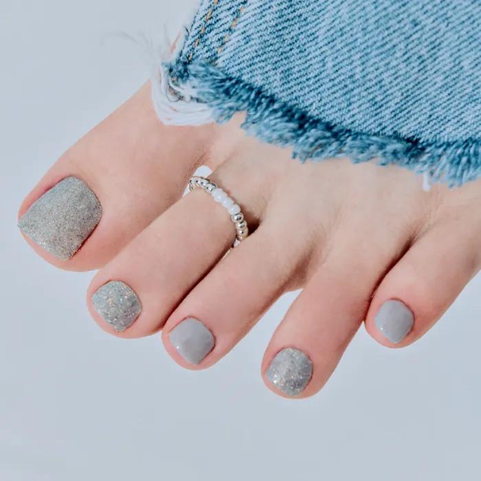 Silver Sparkle Gel Pedi
