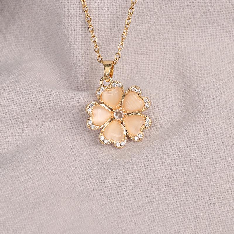 Titanium Steel Non-fading Necklace - European & American Style, Light Luxury, Versatile Korean Fashion, Perfect for Women and Girlfriend Gifts.