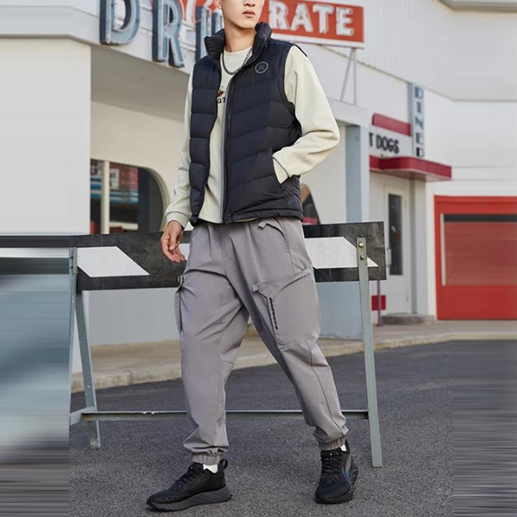 Li Ning Sports Fashion Series Warm Logo Stand Collar Down Vest Men Vest Black AMRR063-5
