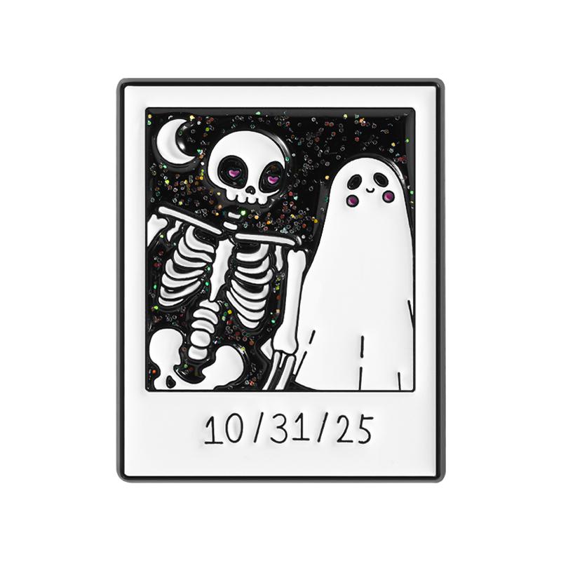 

Halloween Selfie Enamel Pins Custom Skeleton Boo Ghost Photo Brooches Lapel Badges Funny Jewelry Gift for Kids Friends