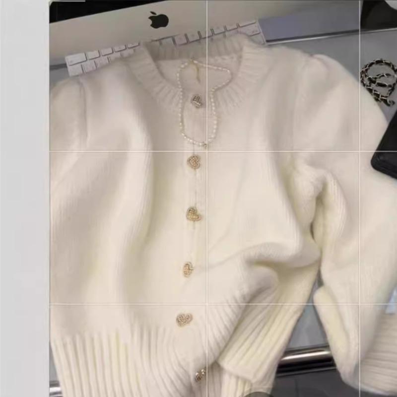 Soft glutinous love buckle knitted cardigan women's autumn and winter thickened gentle wind sweater jacket high-end top