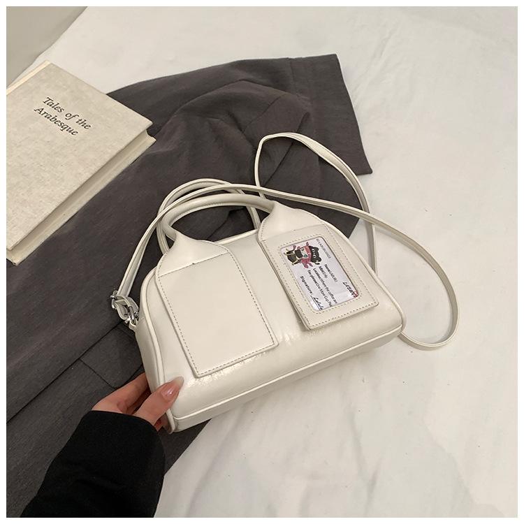 Retro handbag women's spring and summer new niche fashion versatile messenger pillow bag