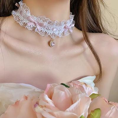 30cm Ästhetischer Spitzen-Choker mit Schleife und Herz-Edelstein-Anhänger für Mädchen Halskette Kragen Spitze Band Lolita Tanzschmuck für Hochzeitsfeier