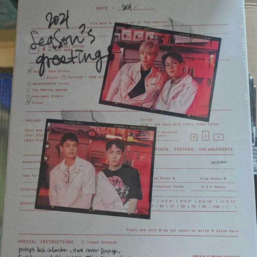 

Shinee Season s Greetings Sealed