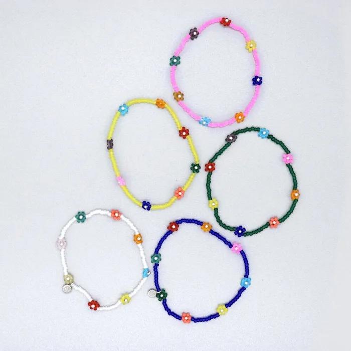 Flower Crush Multi-Color Beads Bracelet Smile Charm Multi-Color Flower Bead Bracelet