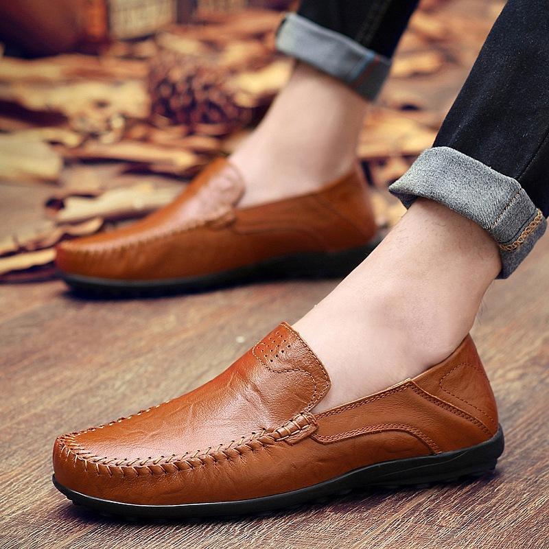 Summer Men's Leather Shoes Leather Outdoor Casual Foot Cover Dad Doudou Shoes Classic Business Men's Shoes a Large Size