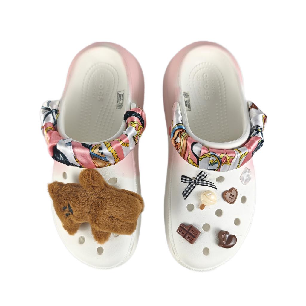 Crocs Crush Clog EVA Meow Flip Flops Decorative Buckle Hand Painted Graffiti Casual Fashion Versatile Hole Shoes Unisex White