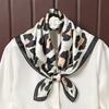 1Pcs 70Cm Retro Leopard Print Silk Scarf Women Imitation Silk Fashion Versatile Headwear Bag Accessories Bandana Square Scarf