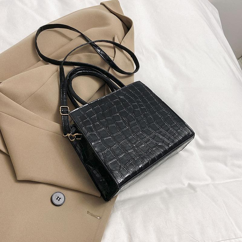 

New trendy bag women s retro simple handbag summer fashion shoulder bag casual messenger bag чёрный
