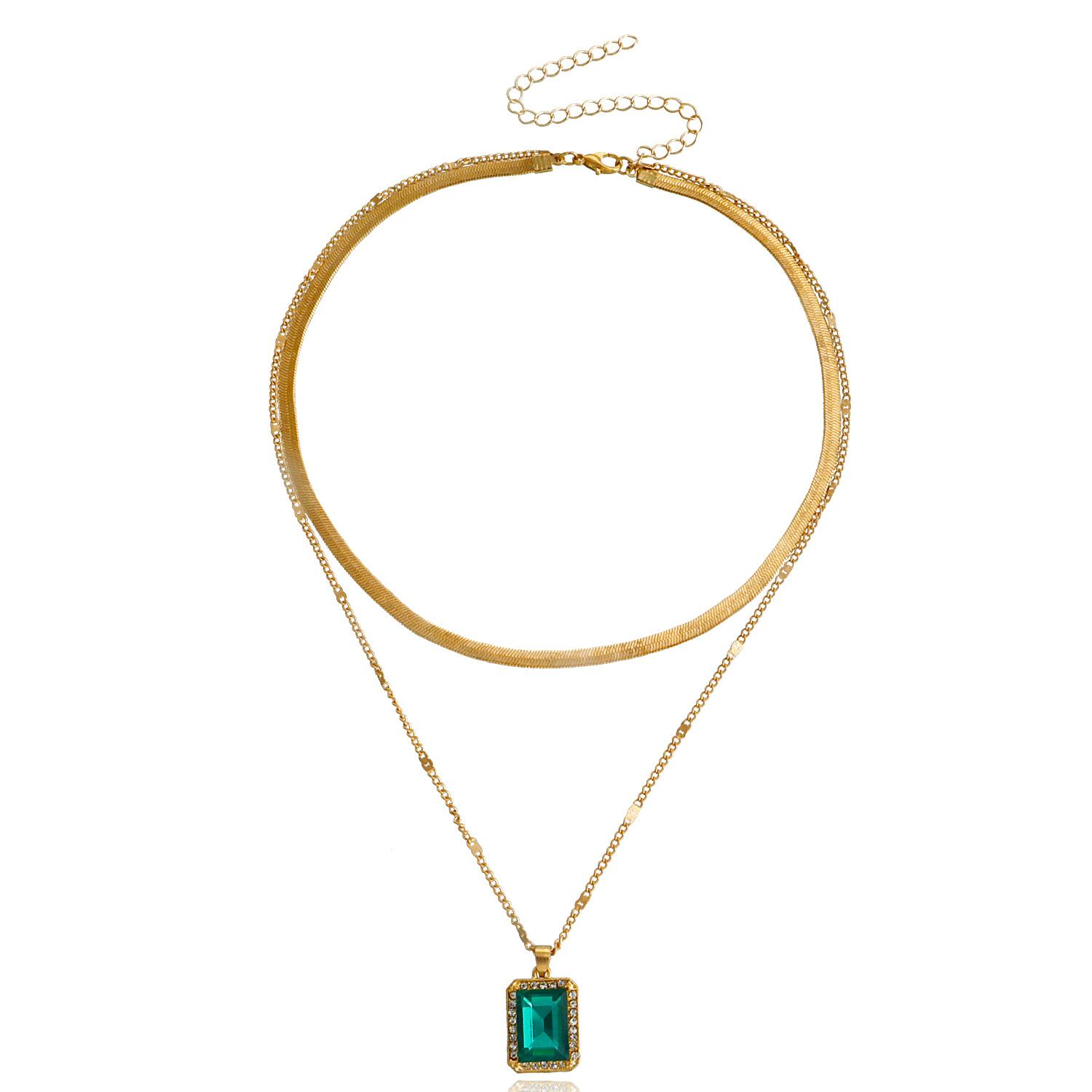 Snake bone double-layer imitation gemstone pendant collarbone chain niche retro design cold wind necklace
