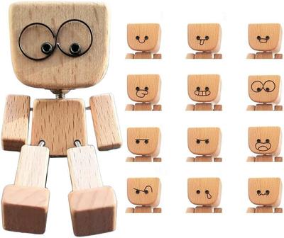 Wackelnder Holzmann Figur Handgefertigt Wackelnde Füße Holz Auto Armaturenbrett Dekorationen mit 12 Stück Magnetischen Ausdrücken Kreative Geschenke