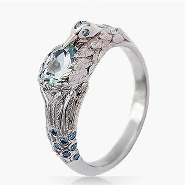 Creative Eagle Band Rings for Women Inlaid Blue Cubic Zirconia Personality Feathers Ring Dance Party Chic Girls Jewelry