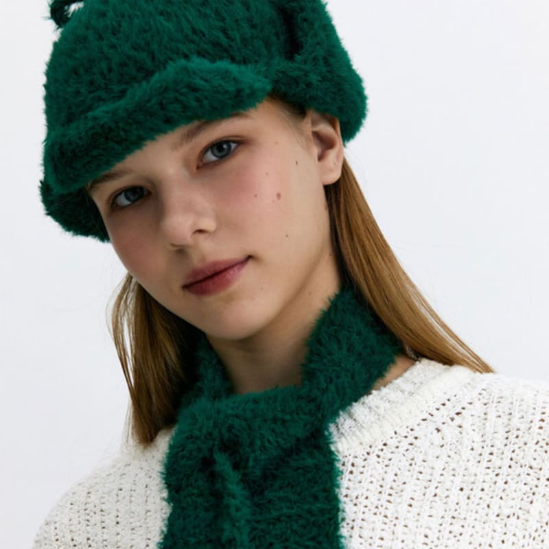 

ТАНЦУЮЩАЯ БАБУШКА АНГОРА ТРУПЕР : ЯРКО-ЗЕЛЁНЫЙ Vivid green