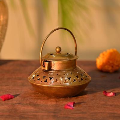 New Iron Degchi Dhoop Holder and Antique Items Tealight Candle Holder, Elegant Metal Degchi Handi Candle Holder for Home Decor