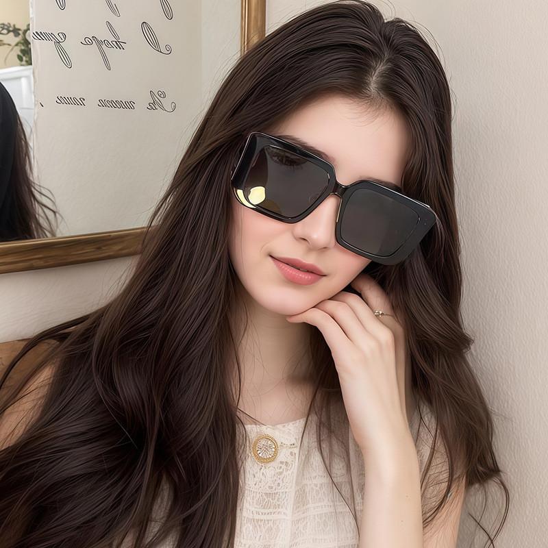 Oversized Square Black Frame Sunglasses With Uv400 Protection For Outdoor Fashion And Driving